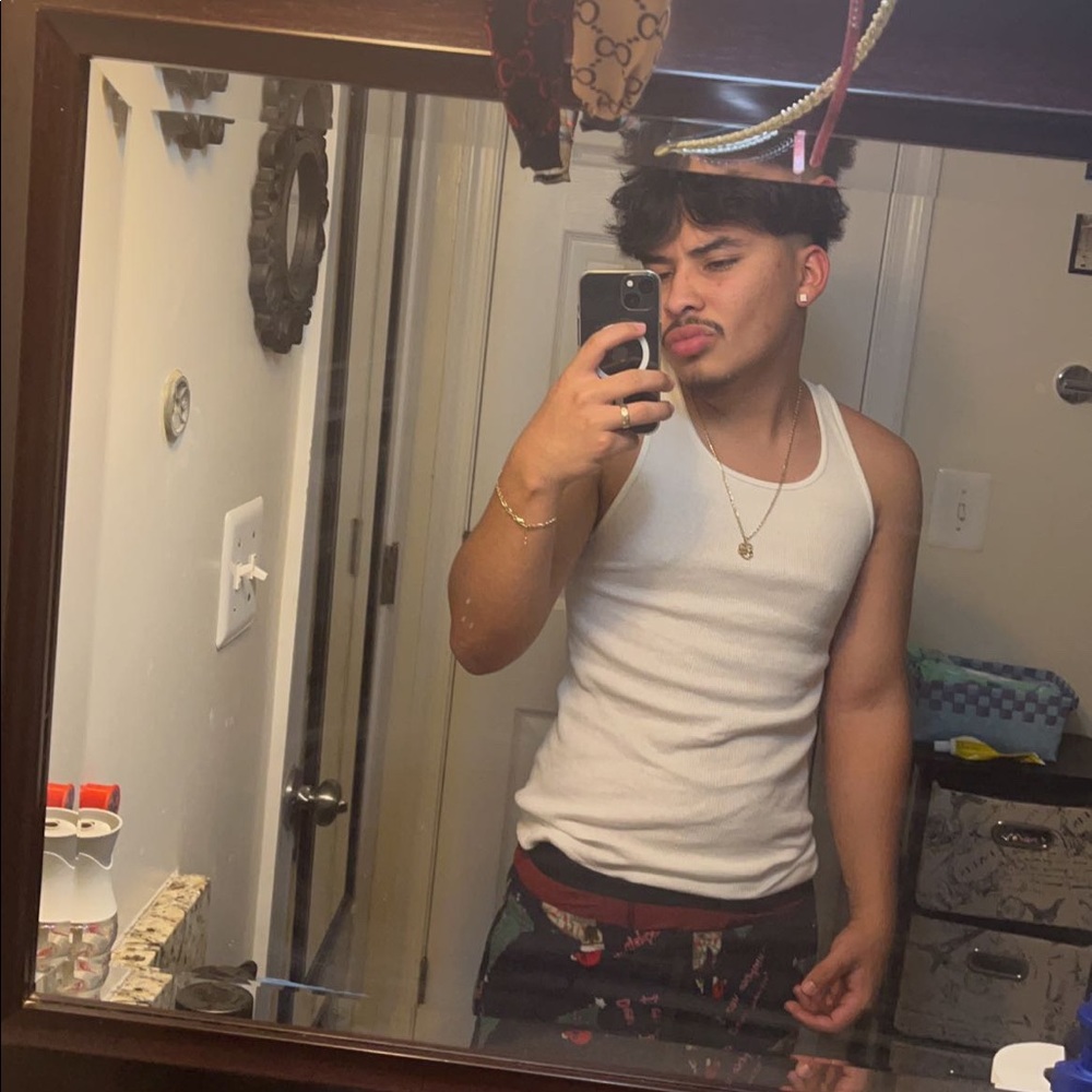 Meet your Posher, Josue
